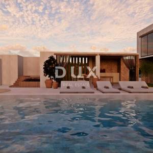 ISTRA, MOTOVUN - Zemljište s građevinskom dozvolom i atraktivnim projektom