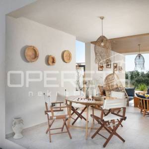 Istra, Poreč okolica - Moderna prizemnica s bazenom i krovnom terasom