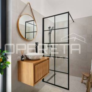 Istra, Poreč okolica - Moderna prizemnica s bazenom i krovnom terasom