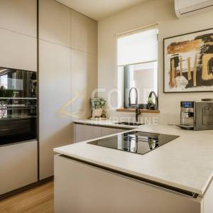 Istra, Poreč - okolica, Vabriga, novogradnja, moderna vila s bazenom