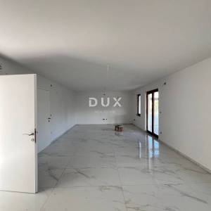 ISTRA, POREČ - Predivan renovirani stan u obiteljskom naselju sa vrtom i prostranom terasom!