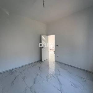 ISTRA, POREČ - Prostrani renovirani stan s vrtom! 