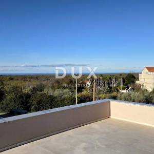 ISTRA, POREČ - Suvremena kuća s bazenom