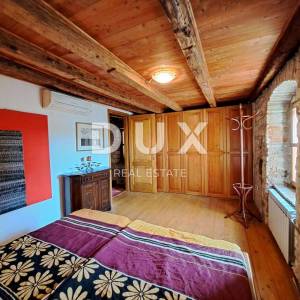 ISTRA, POREČ, VABRIGA - obnovljena kamena kuća s bazenom