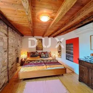 ISTRA, POREČ, VABRIGA - obnovljena kamena kuća s bazenom