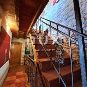 ISTRA, POREČ, VABRIGA - obnovljena kamena kuća s bazenom