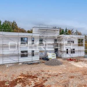 ISTRA, POREČ - Visokokvalitetni stan u prizemlju s vrtom u novogradnji 