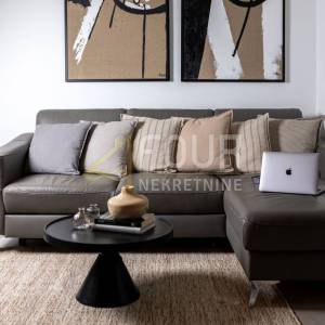 Istra, Pula, 2s+db, prekrasan stan u centru