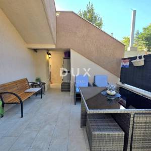 ISTRA, PULA – 3SS+DB stan s vrtom na Stoji, blizu mora