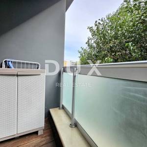 ISTRA, PULA, CENTAR - 3SS+DB visoko kvalitetan stan na atraktivnoj lokaciji i privatnim parkingom u garaži