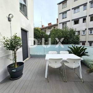 ISTRA, PULA, CENTAR - 3SS+DB visoko kvalitetan stan na atraktivnoj lokaciji i privatnim parkingom u garaži