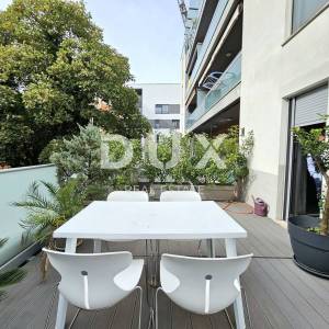 ISTRA, PULA, CENTAR - 3SS+DB visoko kvalitetan stan na atraktivnoj lokaciji i privatnim parkingom u garaži