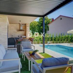 ISTRA, PULA (okolica) - Prekrasna nova uređena vila u neposrednoj blizini grada!