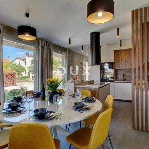 ISTRA, PULA (okolica) - Prekrasna nova uređena vila u neposrednoj blizini grada!