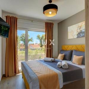 ISTRA, PULA (okolica) - Prekrasna nova uređena vila u neposrednoj blizini grada!