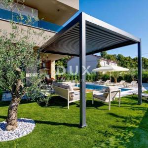 ISTRA, PULA (okolica) - Prekrasna nova uređena vila u neposrednoj blizini grada!