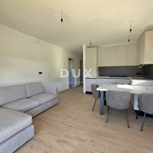 ISTRA, PULA – Prizemni 2SS+DB stan u novogradnji s terasom, dvorištem i privatnim bazenom