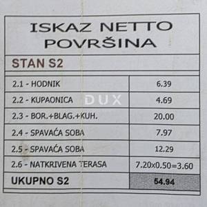 ISTRA, PULA – Prizemni 2SS+DB stan u novogradnji s terasom, dvorištem i privatnim bazenom