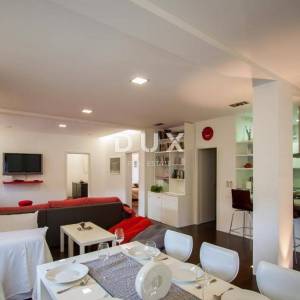 ISTRA, PULA - Prostran odmah useljiv stan u blizini centra