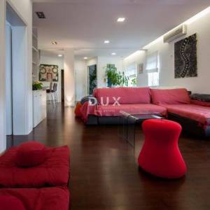 ISTRA, PULA - Prostran odmah useljiv stan u blizini centra