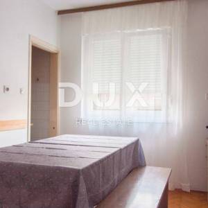 ISTRA, PULA- Prostrani stan na idealnoj lokaciji sa vrtom!