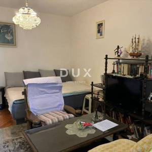 ISTRA, PULA Stan nadomak centra s dvije terase! DUGOROČNI NAJAM!