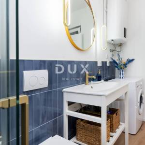 ISTRA, ROVINJ – Ekskluzivan stan u povijesnoj palači, 50 m od mora