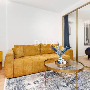 ISTRA, ROVINJ – Ekskluzivan stan u povijesnoj palači, 50 m od mora