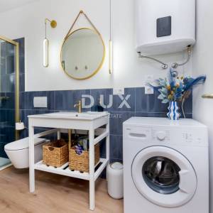 ISTRA, ROVINJ – Ekskluzivan stan u povijesnoj palači, 50 m od mora