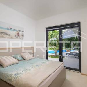 Istra, Rovinj okolica-moderna prizemnica 3 km od mora