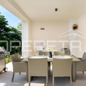 Istra, Rovinj okolica-moderna prizemnica 3 km od mora