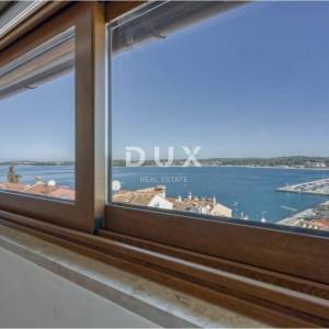 ISTRA, ROVINJ - Penthouse 75,40 m2 u starom gradu s pogledom na more!
