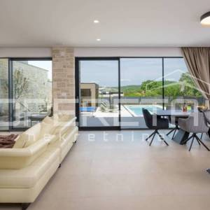 Istra, Rovinjsko selo, luksuzna vila za najam 