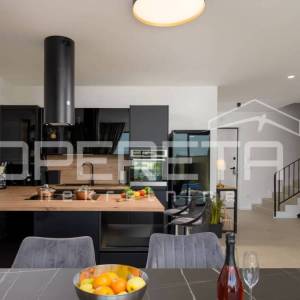 Istra, Rovinjsko selo, luksuzna vila za najam 