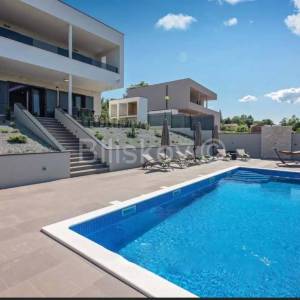 Istra, samostojeća luksuzna vila s bazenom 