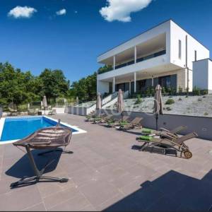 Istra, samostojeća luksuzna vila s bazenom 