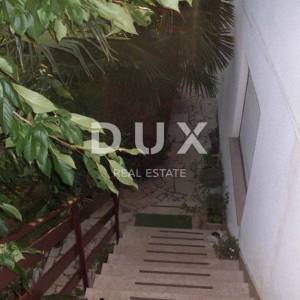 ISTRA, SAVUDRIJA - Dvije kuće s garažama + građevinsko zemljište - 200 m OD MORA!!