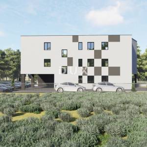 ISTRA, ŠTINJAN - Građevinsko zemljište s građevinskom dozvolom za modernu zgradu od 7 stanova, na svega 500m od plaža