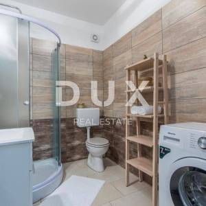 ISTRA, SVETI LOVREČ – Autohtona kamena vila s bazenom i 5000 m² privatnog imanja