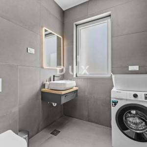 ISTRA, SVETVINČENAT – Moderna vila s grijanim bazenom, solarnom elektranom i potpunom privatnošću