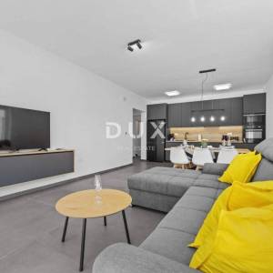 ISTRA, SVETVINČENAT – Moderna vila s grijanim bazenom, solarnom elektranom i potpunom privatnošću