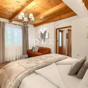 ISTRA, SVETVINČENAT – Privatno istarsko imanje s konobom, vrtom i dvjema kućama