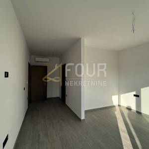 Istra, Tar, samostojeća kuća s bazenom