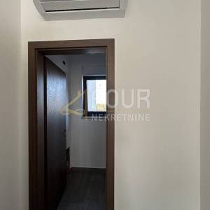 Istra, Tar, samostojeća kuća s bazenom