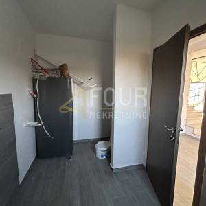 Istra, Tar, samostojeća kuća s bazenom