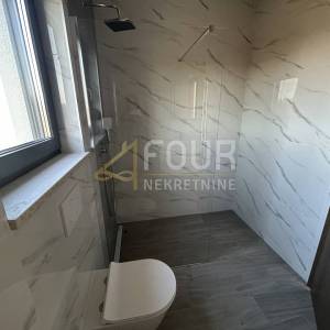 Istra, Tar, samostojeća kuća s bazenom