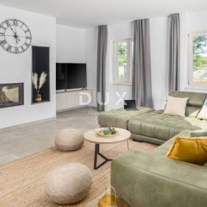 ISTRA, TINJAN - Raskošna kuća s bazenom