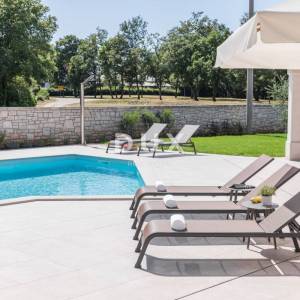 ISTRA, TINJAN - Raskošna kuća s bazenom