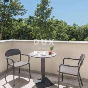 ISTRA, TINJAN - Raskošna kuća s bazenom