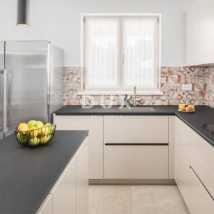 ISTRA, TINJAN - Raskošna kuća s bazenom